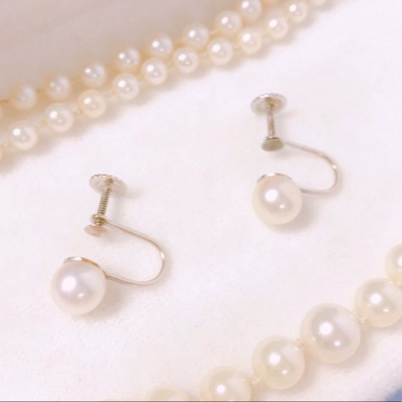 1960's Solid 14K Set Of Perls Necklace/Earrings - Picture 10 of 10